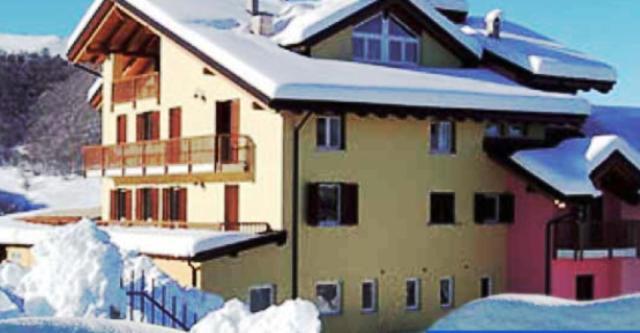 Hotel Residence Bellavista - Camping Polsa Brentonico Esterno foto